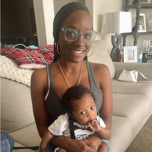 Meet your Posher, Elana